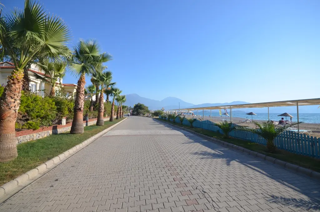 Promenade in Calis